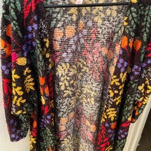 Lularoe “Lindsay” Kimono